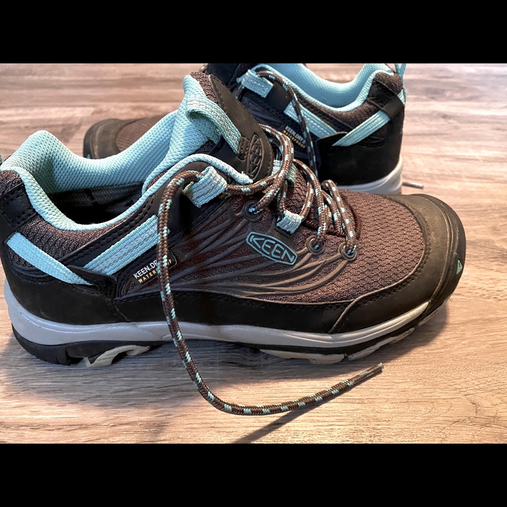 Keen Saltzman Hiking Shoe Boot Waterproof Size 6.5